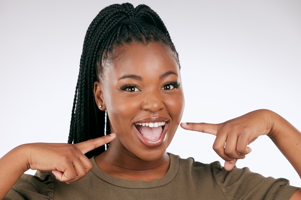 Take Home Teeth Whitening Trays Vs Over The Counter Whitening Products